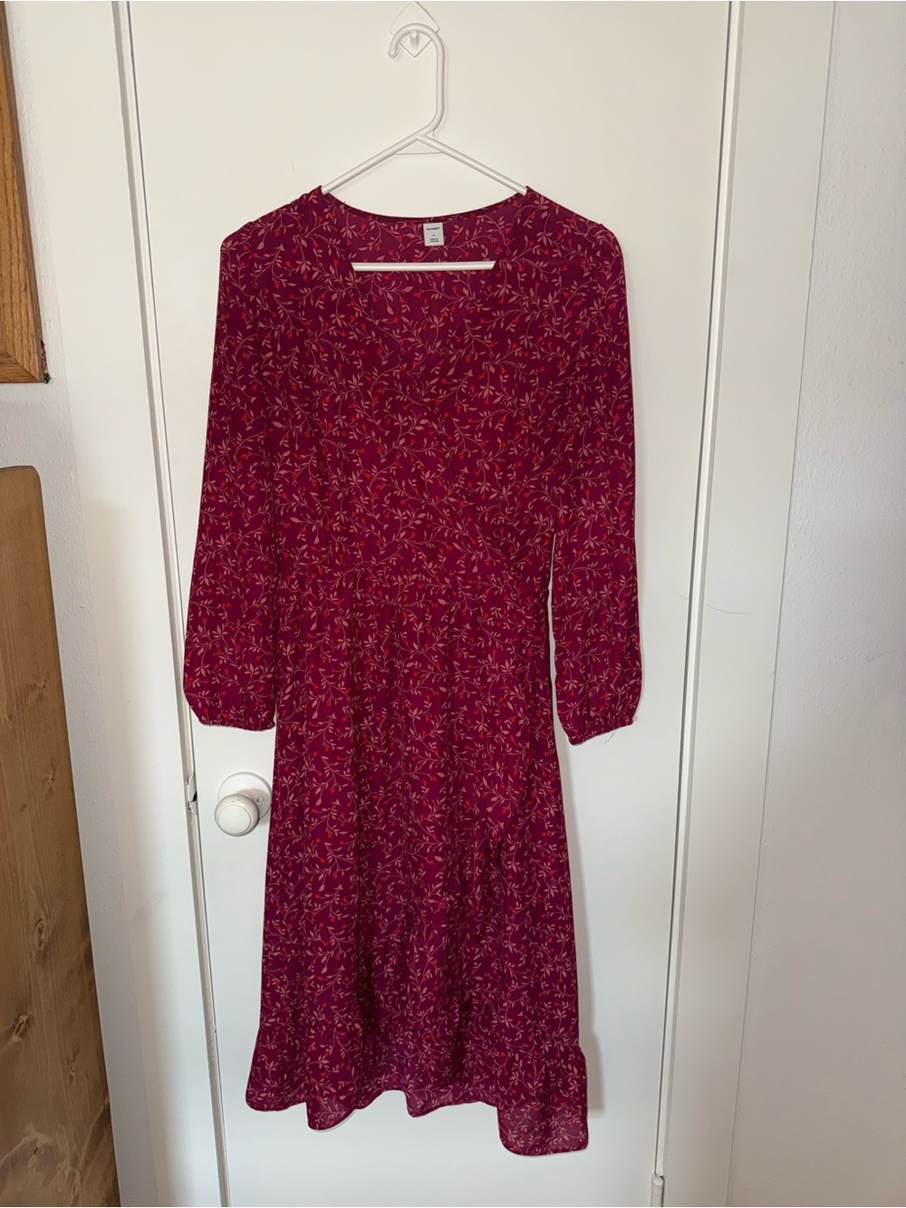 Old Navy Women's Pink Floral Long-Sleeve Midi Dress
